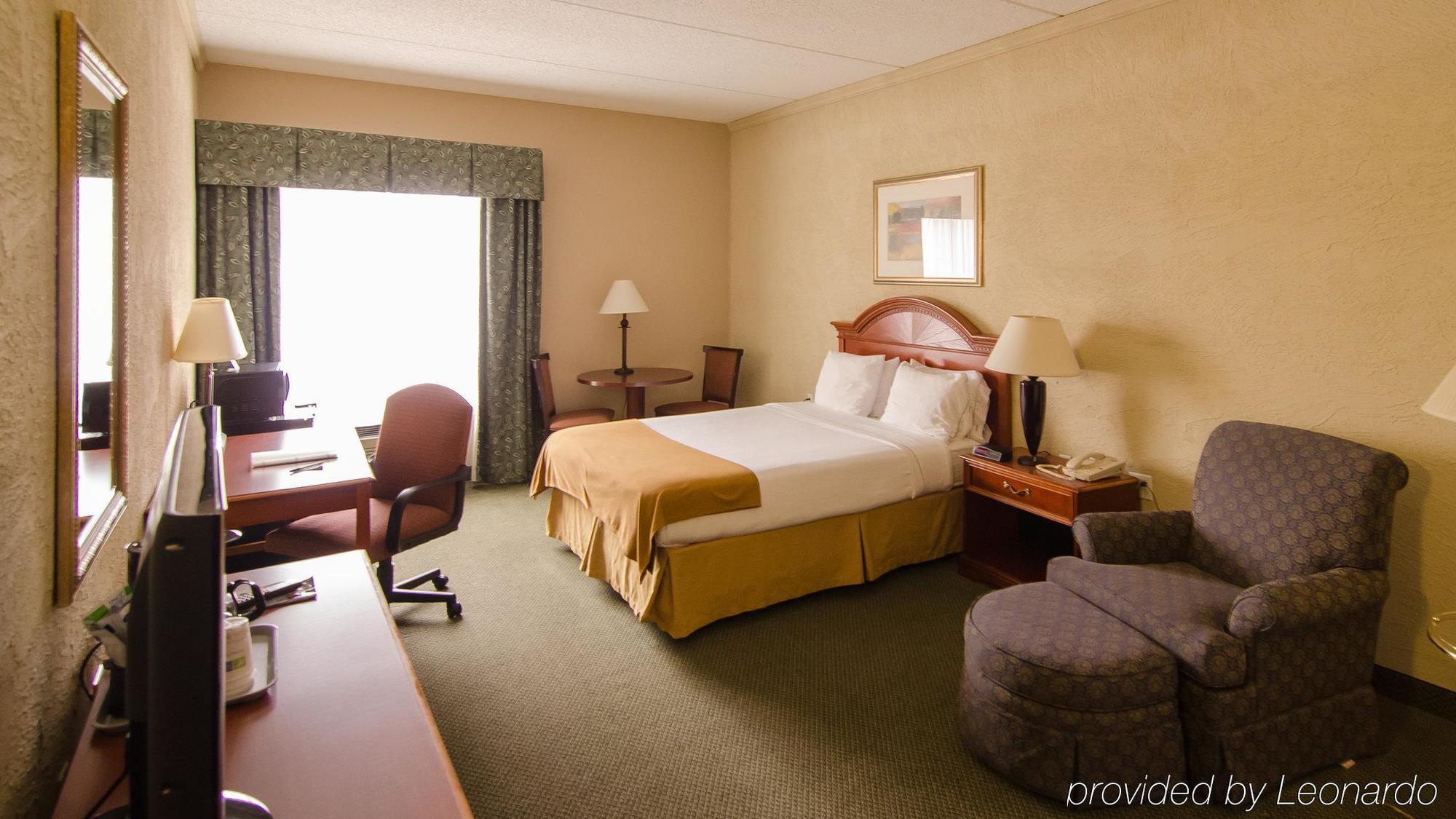 Country Inn & Suites By Radisson Mt. Pleasant-Racine West Wi Sturtevant Екстер'єр фото