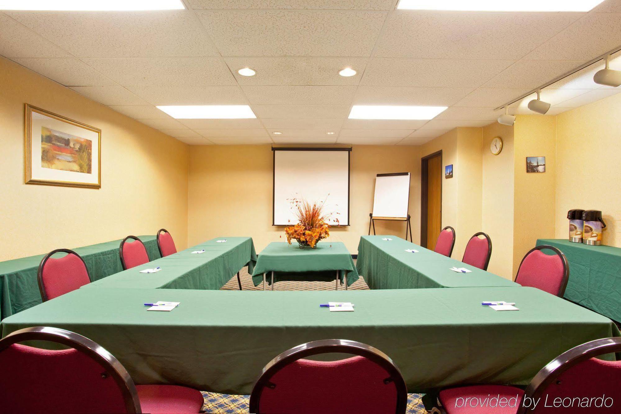 Country Inn & Suites By Radisson Mt. Pleasant-Racine West Wi Sturtevant Екстер'єр фото