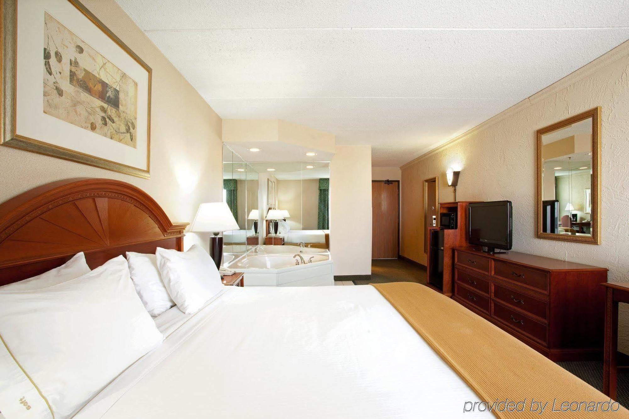 Country Inn & Suites By Radisson Mt. Pleasant-Racine West Wi Sturtevant Екстер'єр фото