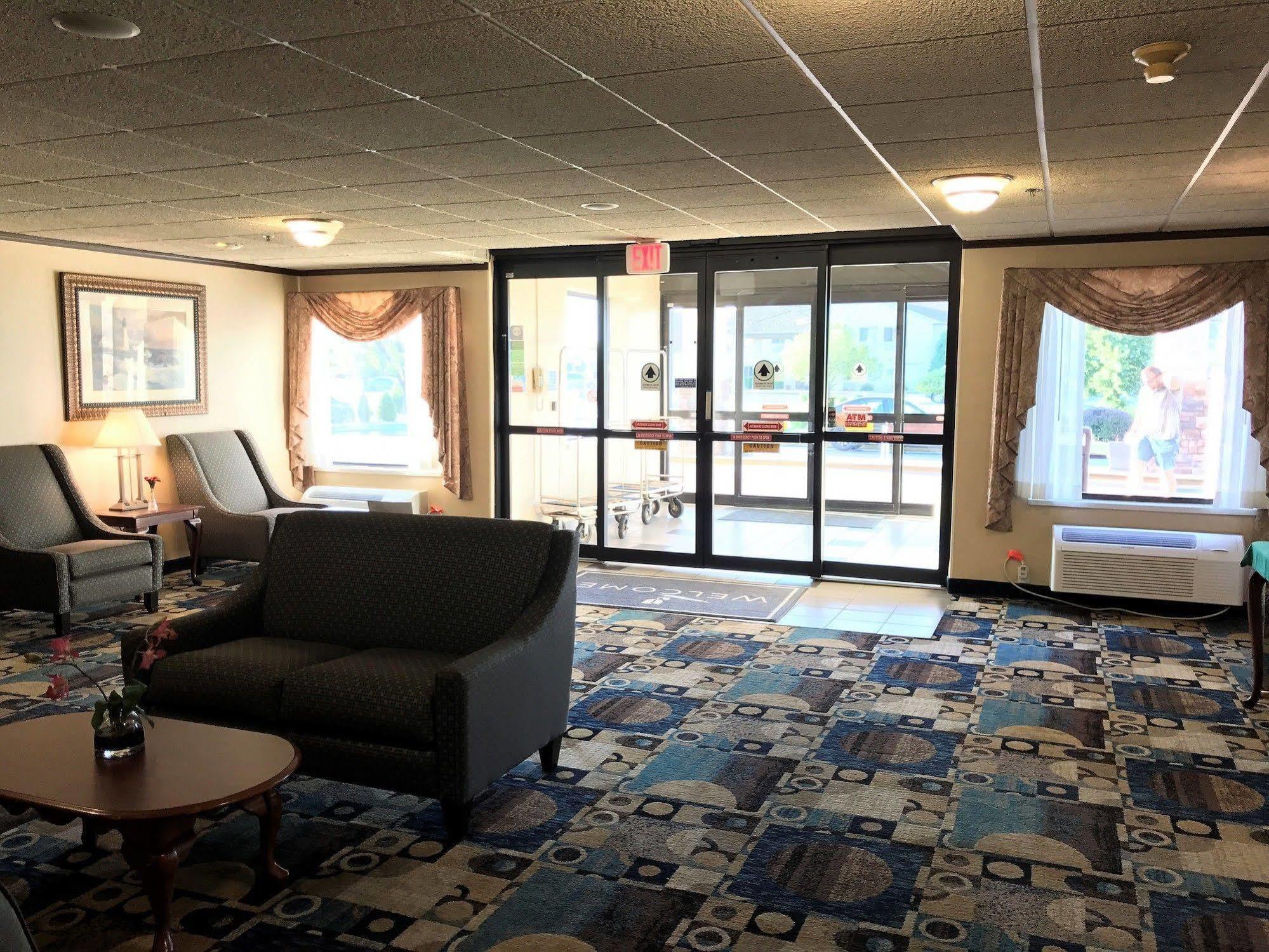 Country Inn & Suites By Radisson Mt. Pleasant-Racine West Wi Sturtevant Екстер'єр фото